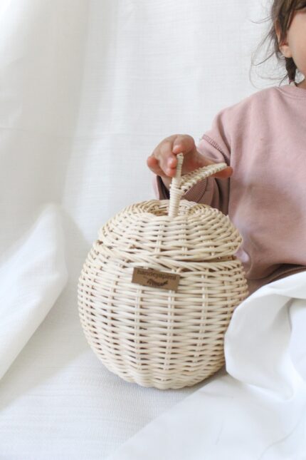 Rattan Apple Basket - Stylish and Functional Storage Solution for a Nature-Friendly Space